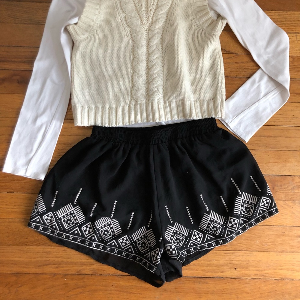 S Sans Souci Lined wide leg Boho Shorts Skirt SOOO CUTE!
